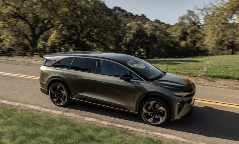 Lucid Motors Gravity SUV enfrenta desafios iniciais em mobilidade elétrica