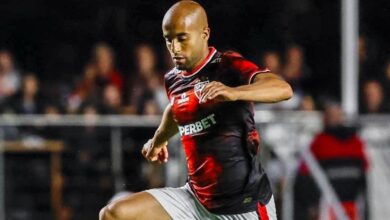 São Paulo preserva Lucas Moura e não joga clássico contra Palmeiras