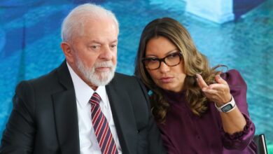 Parlamentares dizem que falas de Lula e Janja atrapalham regulação das redes no governo