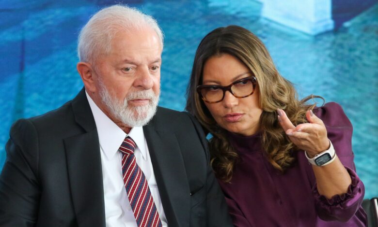 Parlamentares dizem que falas de Lula e Janja atrapalham regulação das redes no governo