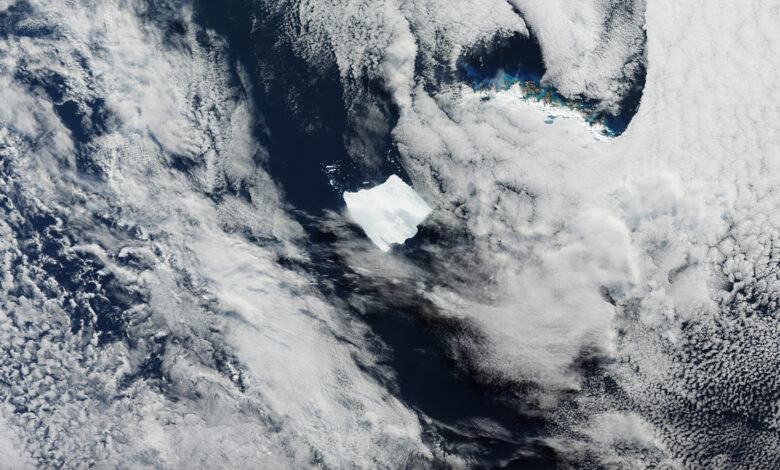 Satélite fotografa maior iceberg no Atlântico Sul em órbita