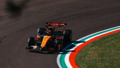 Piastri conquista vitória e lidera TL2 do GP da Emília-Romagna