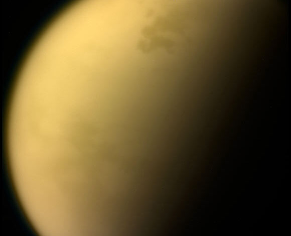 This view of Titan is among the last images NASA’s Cassini spacecraft sent to Earth before it plunged into the giant planet’s atmosphere. Image credit: NASA / JPL-Caltech / Space Science Institute.