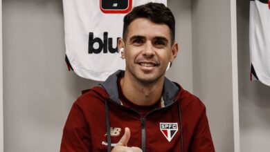 São Paulo: Oscar volta a atuar após dez jogos afastado