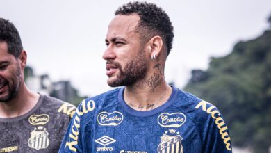 Neymar compra carro de luxo e emociona torcida após derrota do Santos