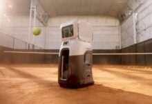 Máquina de tênis AI simula treinos com lendas do esporte