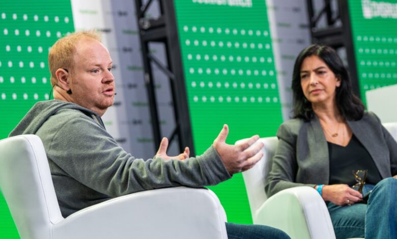 Rippling e Deel enfrentam espionagem corporativa em US$ 16,8B