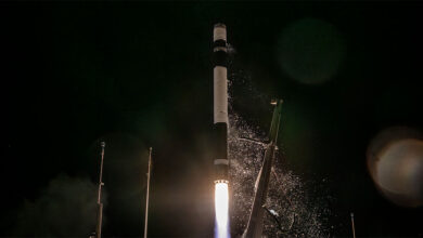 Rocket Lab lança satélite de observação da Terra à órbita