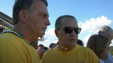 Bolsonaro participa de ato por anistia em Brasília e tensiona governo
