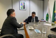 Diretor do MTE homenageado por entidade investigada pede demissão no governo