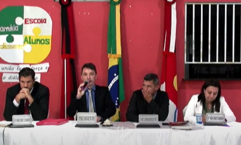 Presidente de câmara na Paraíba gera protesto por fala sobre mulher