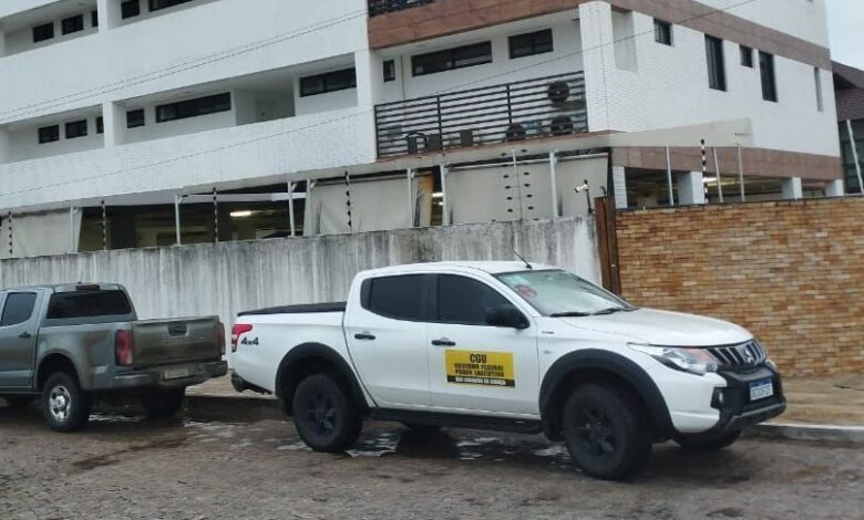 Juiz e advogados investigados por descontos ilegais a aposentados no governo