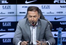Corinthians ignora crise e Augusto Melo descarta renúncia