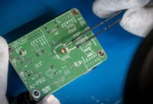 AI chip otimiza machine learning descentralizado