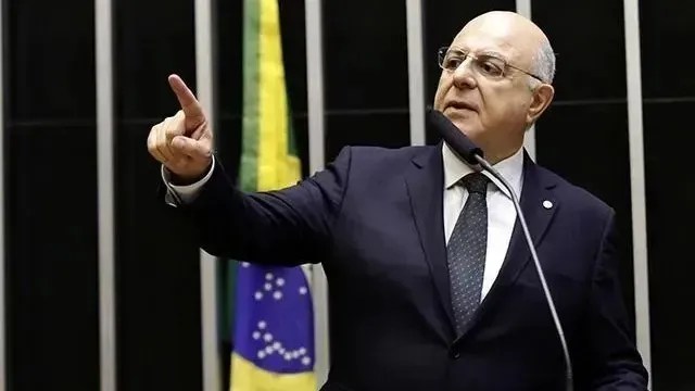 Arnaldo Jardim busca votar marco das PPPs para investimento