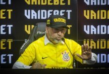Corinthians define data para votação de impeachment de presidente