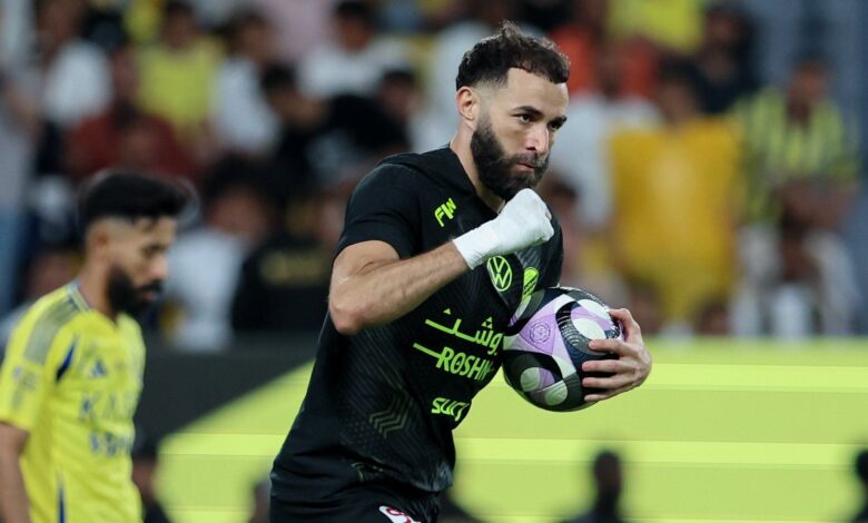 Al-Ittihad vira sobre Al-Nassr com gol e encaminha título