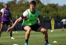 Vasco resgata zagueiro e volante em busca de título