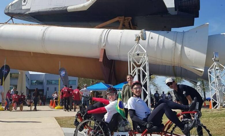 UFF participa de competição internacional de engenharia no Canadá