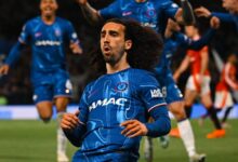 Chelsea derrota Manchester United e mantém chances de título
