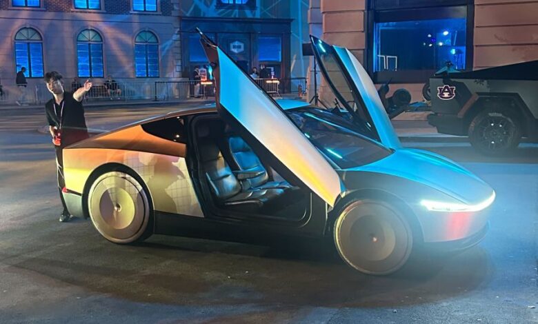 Tesla tem pedido de trademark Robotaxi negado e tarifas afetam mobilidade