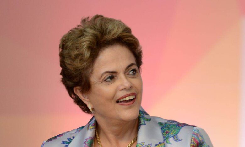 Comissão analisa pedido de anistia política a Dilma por ditadura