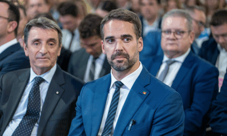 Eduardo Leite oficializa saída do PSDB rumo ao PSD em meio a articulações políticas