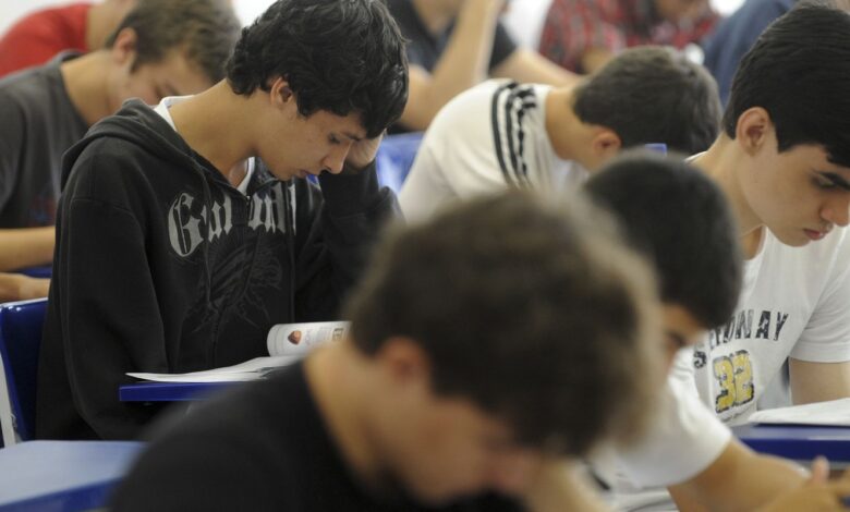 Caixa amplia prazo para alteração em contratos do Fies