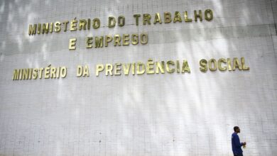 Ministério da Previdência exonera chefe de gabinete de Lupi