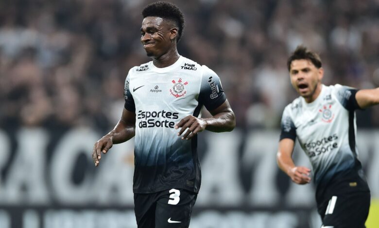 Corinthians perde Félix Torres e avalia negociação em derrota interna