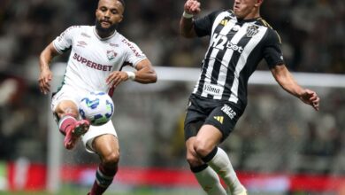 Atlético-MG reverte e vence Fluminense no Brasileirão