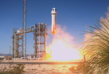 Blue Origin revela passageiros para missão de turismo espacial