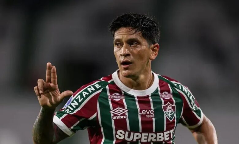 Fluminense negocia com Nike e rivais para nova vitória com material esportivo