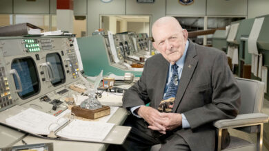 NASA lembra Gene Kranz na missão de controle do dia 21 de maio