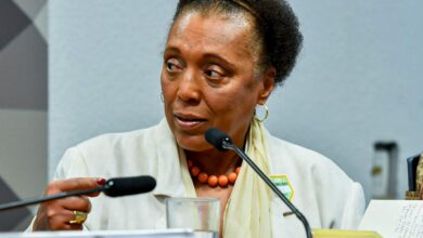 Ministra do TSE sofre racismo em evento na capital