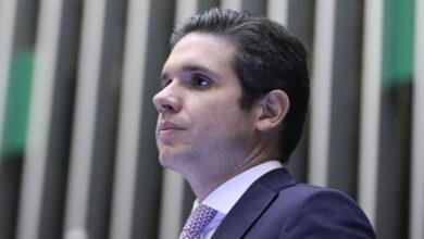 Hugo reconhece fila no INSS e evita compromisso com CPI