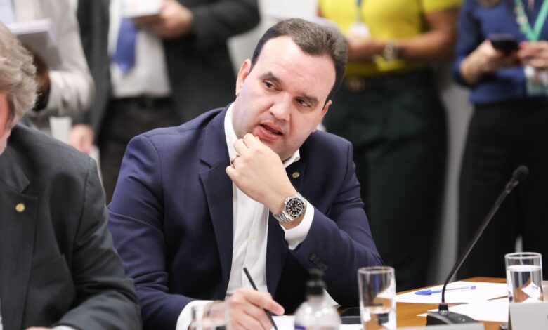 PSD filia deputado de AL e busca alianças para eleição 2026