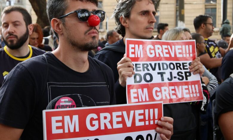 Servidores da Justiça de SP suspendem greve por decisão judicial