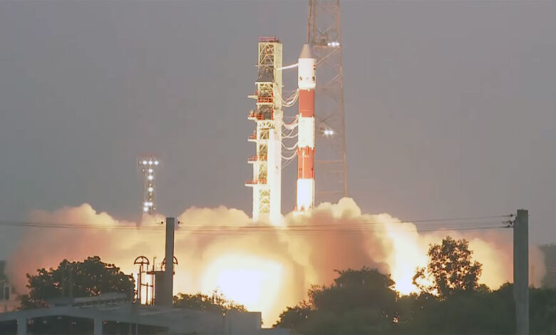 ISRO falha ao lançar foguete e perde satélite de observação