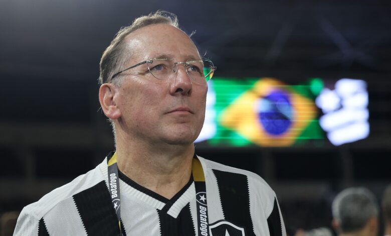 Botafogo enfrenta risco de derrota com empresa de Textor fechando