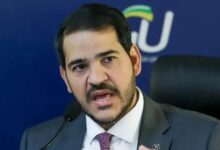 Ministro da AGU acusa Bolsonaro por desmantelamento da Previdência no governo