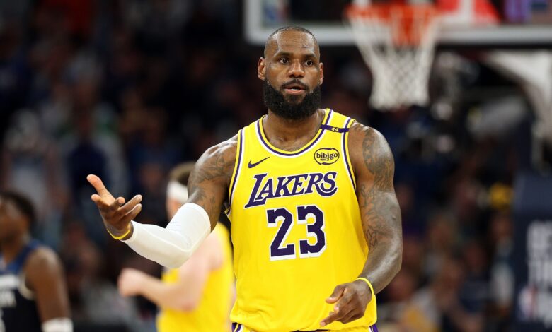 LeBron James confirma ausência e perde clássico nos playoffs NBA