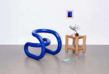 Loopy Chair transforma linha simples em mobiliário escultural