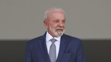 Governo busca solução para crise no INSS e isola oposição