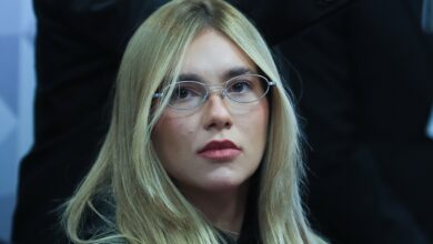 Defesa afirma que Virginia agiu dentro da legalidade no governo