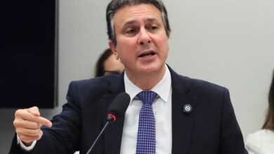 MEC fará recomposição de R$ 400 milhões para universidades