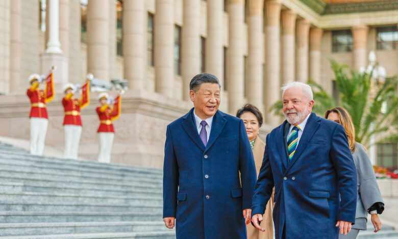 Lula e Xi pedem investimento contra protecionismo global