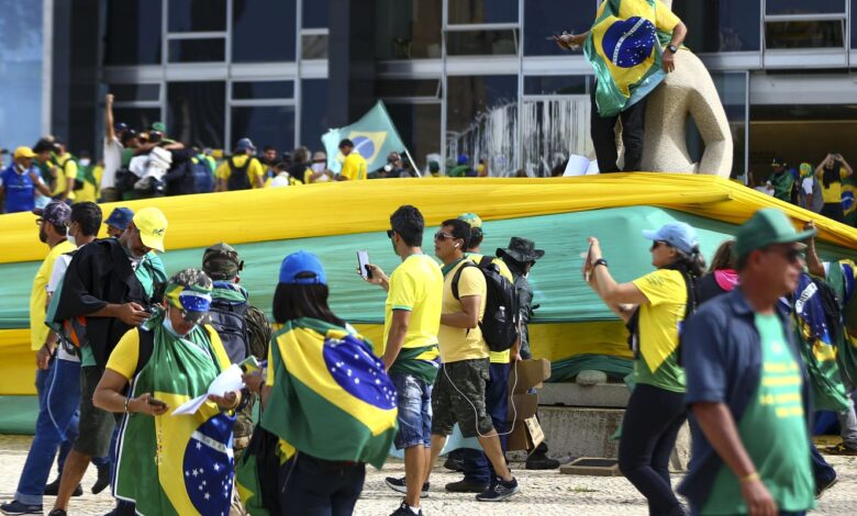 STF retoma julgamento do núcleo 4 da trama golpista