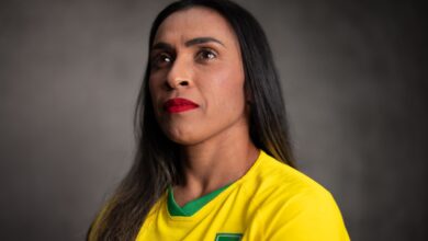 Marta conquista título de melhor da história do futebol