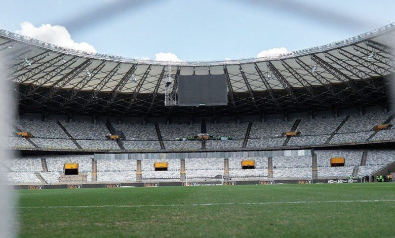 Cruzeiro busca vitória contra Atlético-MG no Brasileirão
